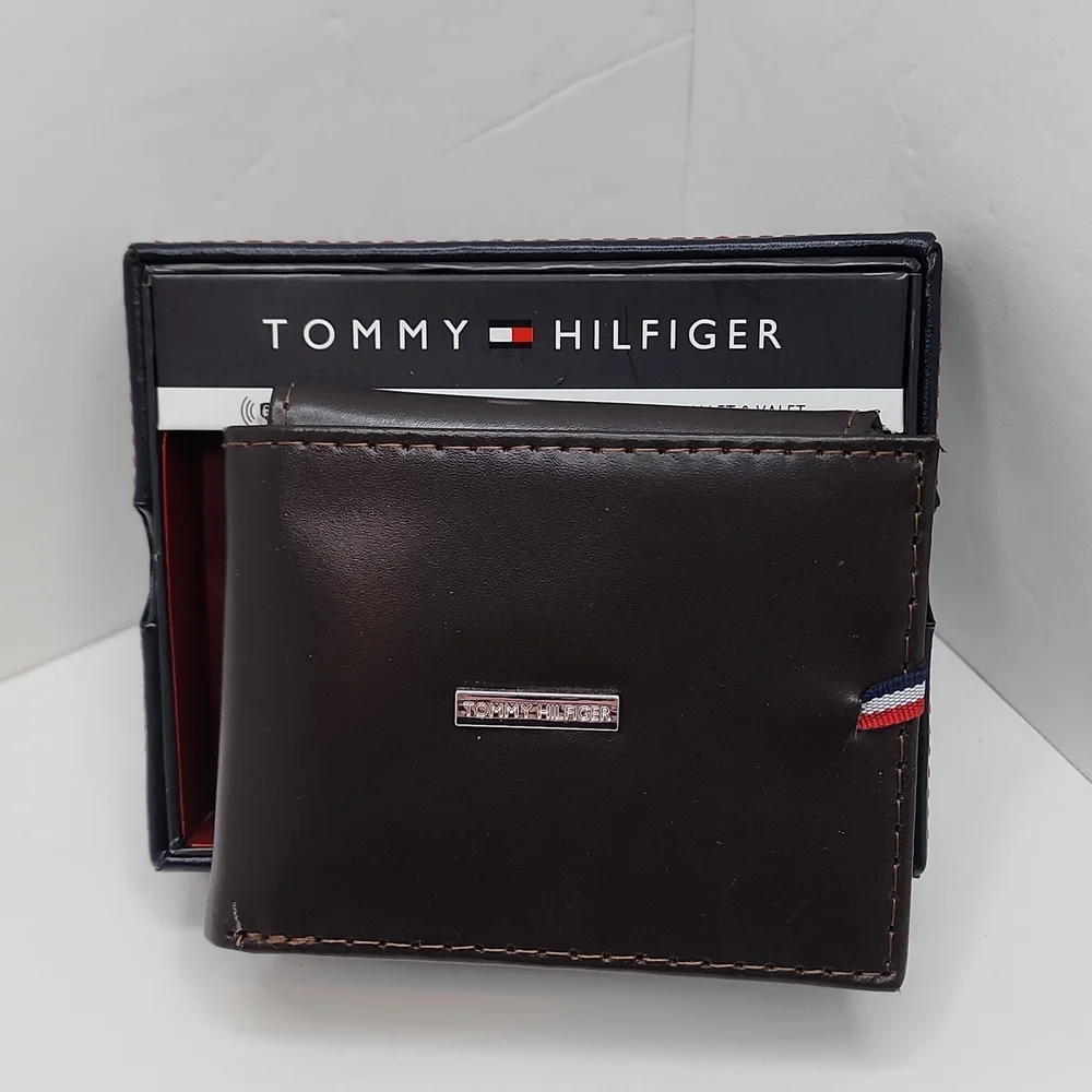 TOMMY HILFIGER, MENS WALLET DOUBLE FOLD, DARK BROWN,GENUINE LEATHER, BROWN COLOR